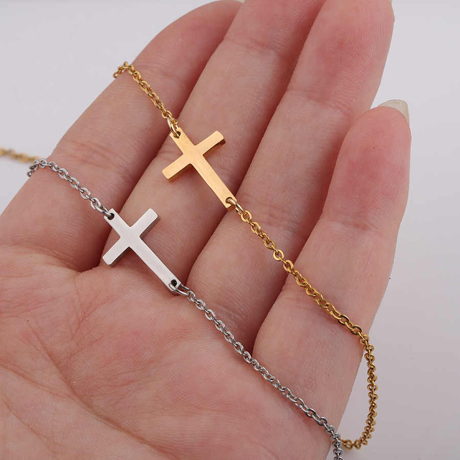 Lančić Cross Pendant - gold